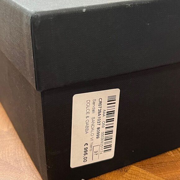 Dolce&Gabbana Black Gold Sculpted-Heel Baroque DG Patent Leather Sandals - Picture 2 of 14